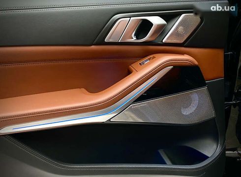 BMW X7 2023 - фото 30