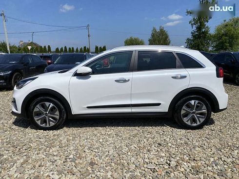 Kia Niro 2022 - фото 17