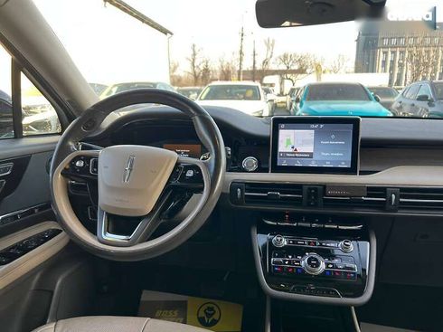 Lincoln Corsair 2020 - фото 12