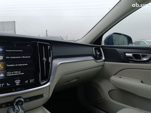 Volvo S60 2018 синий - фото 38