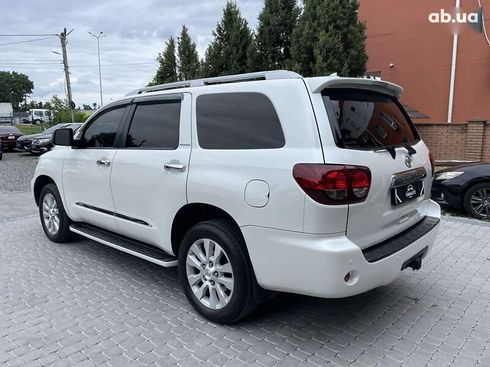 Toyota Sequoia 2018 - фото 15