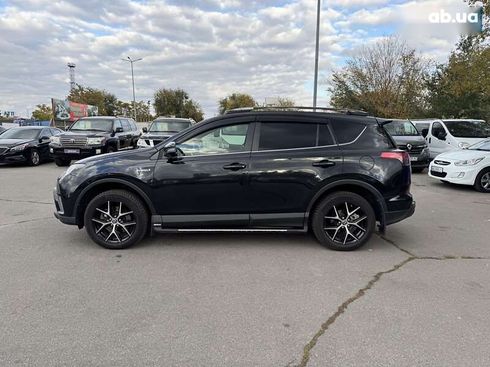 Toyota RAV4 2017 - фото 8