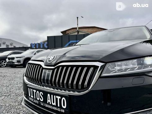 Skoda Superb 2019 - фото 18