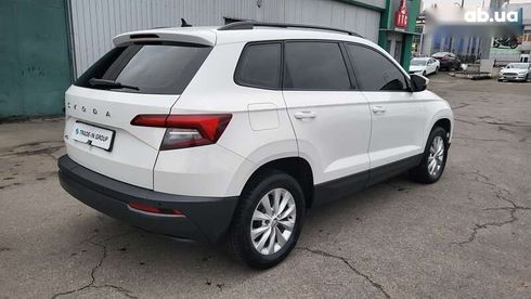 Skoda Karoq 2021 - фото 15