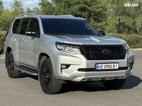 Toyota Land Cruiser Prado 2019 - фото 6