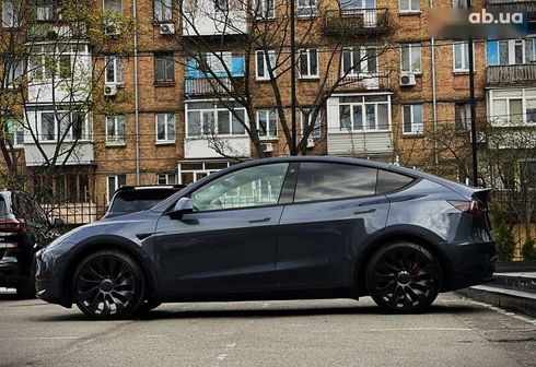 Tesla Model Y 2022 - фото 10