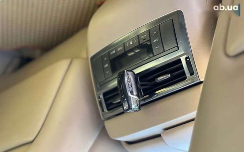 Lexus LX 2008 - фото 26