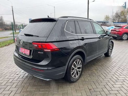 Volkswagen Tiguan 2019 - фото 11