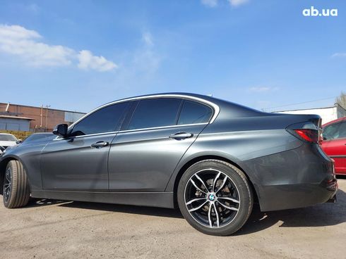 BMW 3 серия 2017 серый - фото 4