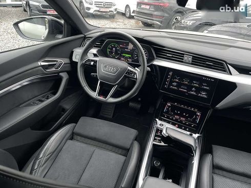 Audi E-Tron 2022 - фото 30