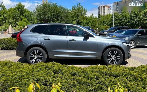 Volvo XC60 2020 - фото 8