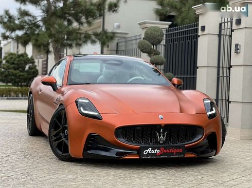 Maserati GranTurismo 2024 - фото 24