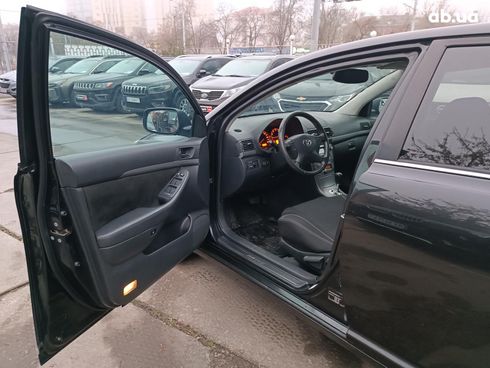 Toyota Avensis 2008 черный - фото 18