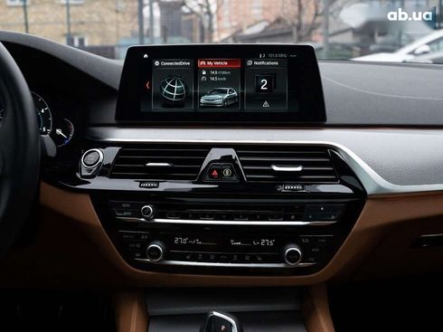 BMW 5 серия 2017 - фото 26