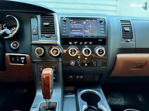 Toyota Sequoia 2021 - фото 26
