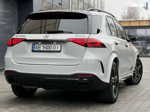 Mercedes-Benz GLE-Class 2021 - фото 10
