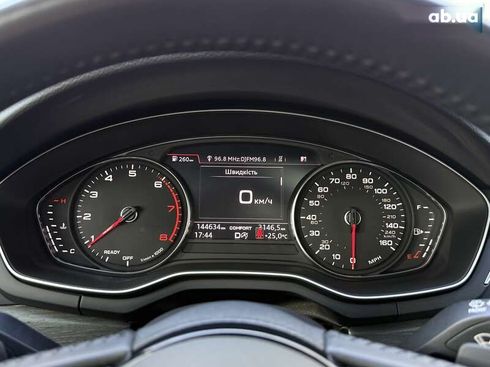 Audi A4 2019 - фото 24