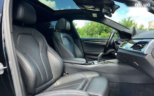 BMW 5 серия 2018 - фото 9