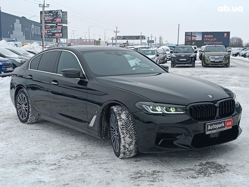 BMW 5 серия 2017 черный - фото 17