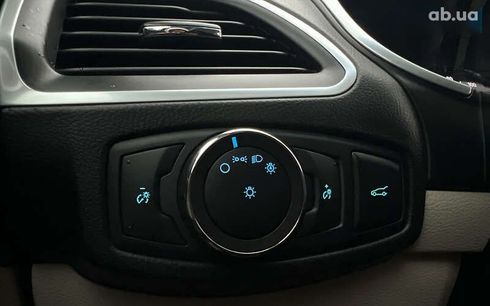 Ford Edge 2017 - фото 14