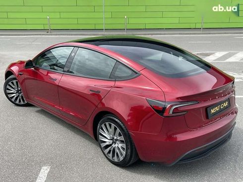 Tesla Model 3 2024 - фото 12