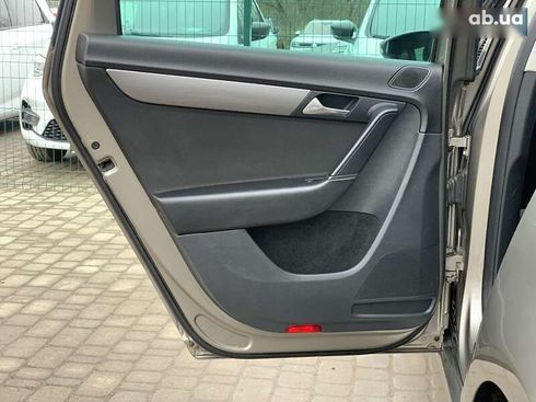 Volkswagen Passat 2012 - фото 26