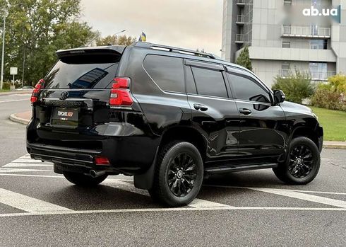 Toyota Land Cruiser Prado 2020 - фото 15