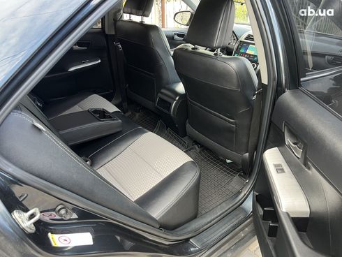 Toyota Camry 2015 серый - фото 15