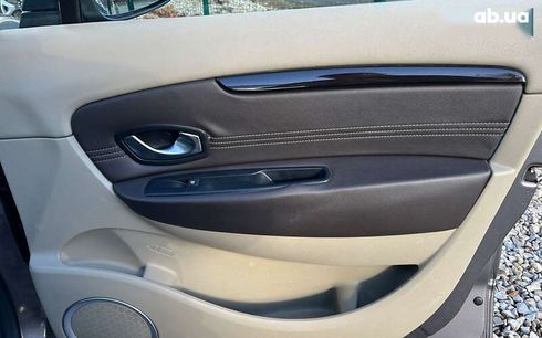 Renault Scenic 2010 - фото 22