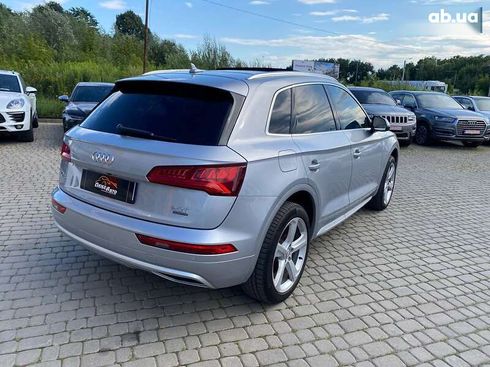 Audi Q5 2018 - фото 7