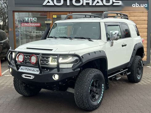 Toyota FJ Cruiser 2008 - фото 3