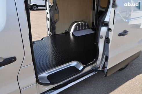 Renault Trafic 2020 - фото 28