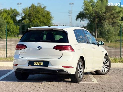 Volkswagen e-Golf 2017 - фото 18