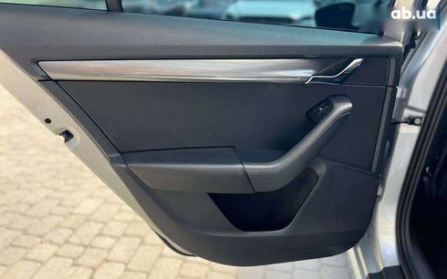 Skoda Octavia 2019 - фото 20