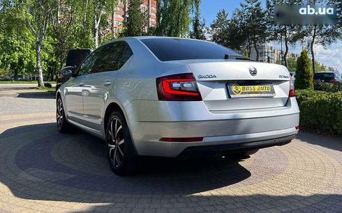 Skoda Octavia 2017 - фото 5