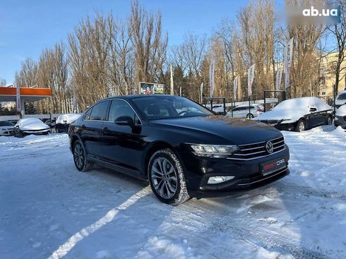 Volkswagen Passat 2020 - фото 8