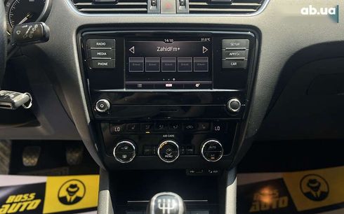 Skoda Octavia 2017 - фото 22
