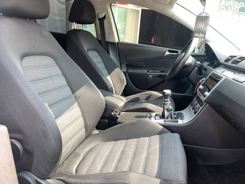 Volkswagen passat b6 2008 серый - фото 24