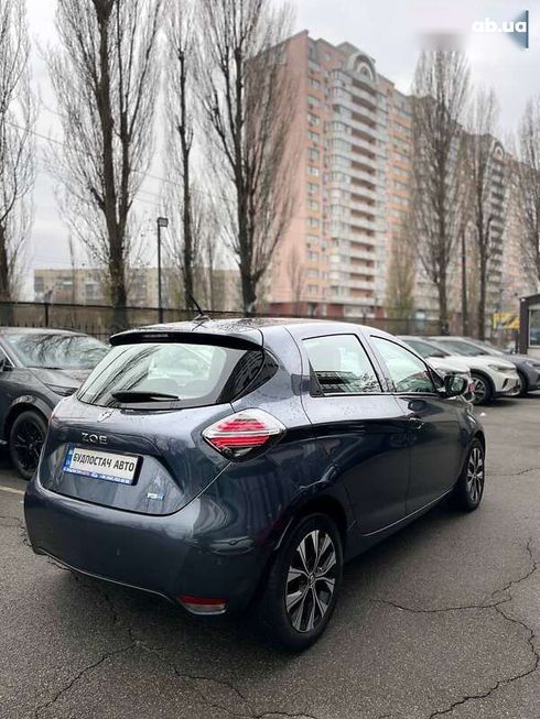 Renault Zoe 2021 - фото 12