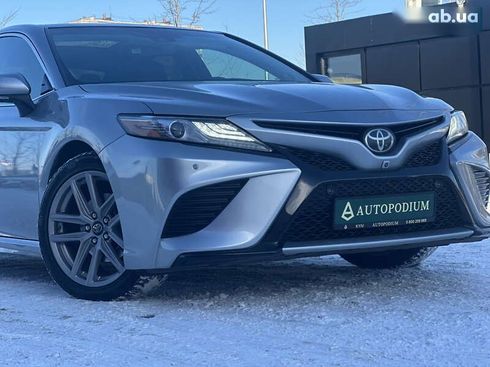 Toyota Camry 2018 - фото 6