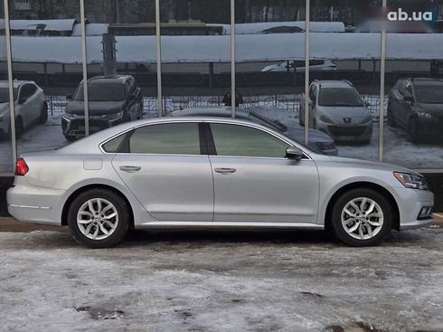 Volkswagen Passat 2017 - фото 7