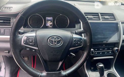 Toyota Camry 2015 - фото 9