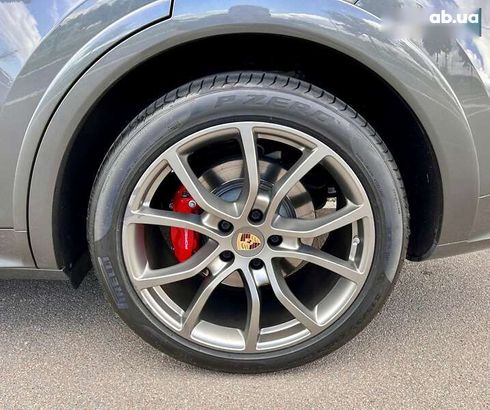 Porsche Cayenne 2022 - фото 17