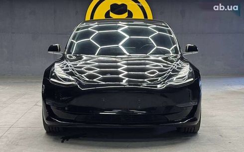 Tesla Model 3 2019 - фото 2