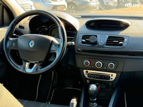 Renault Megane 2014 белый - фото 25