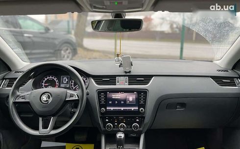 Skoda Octavia 2018 - фото 10