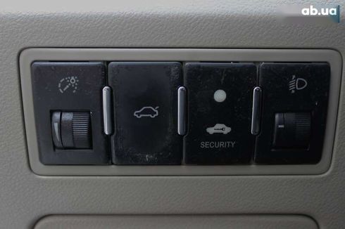 Geely Emgrand 7 2011 - фото 18