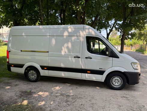 Hyundai H 300 2016 белый - фото 4