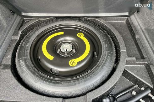 Audi Q3 2012 - фото 22