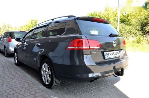 Volkswagen Passat 2011 - фото 11